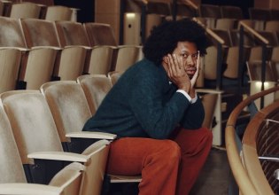 Ο Τζέρεμι Ο. Χάρις του Emily in Paris συνελήφθη στην Ιαπωνία ως ύποπτος για διακίνηση ναρκωτικών