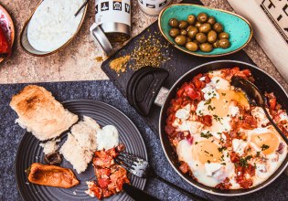 Taste Atlas Awards: Γεύση κορυφής για την Ελλάδα στις 100 καλύτερες κουζίνες του κόσμου – Η φέτα, το ελαιόλαδο και τα δυνατά όπλα