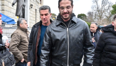 Αρης Μουγκοπέτρος: «Φοβάμαι να τον αφήσω μόνο με τα παιδιά μου», καταγγέλλει η εν διαστάσει σύζυγός του