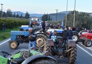 Αγρότες: «Η μόνη υπόλογη για τα μπλόκα είναι η κυβέρνηση» – Αντιπολιτευτικά πυρά