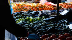 Εορταστικό ωράριο: Πώς θα λειτουργήσουν οι λαϊκές αγορές