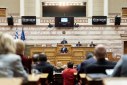 Κοινοβουλευτική Ομάδα ΝΔ: Έντονη δυσαρέσκεια πίσω από τη σιωπή – Blame game του Μαξίμου με τους αγρότες