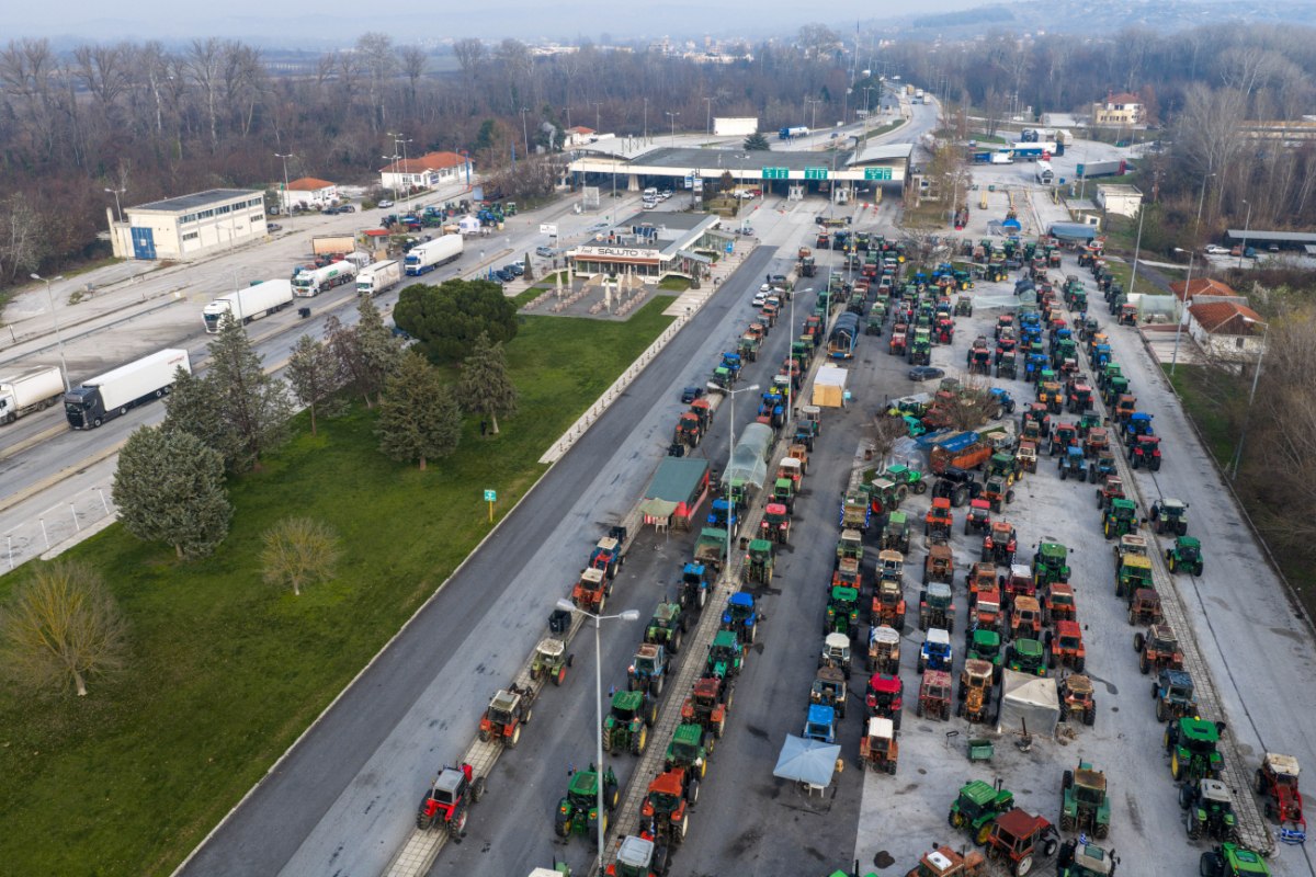 Κλιμάκωση των κινητοποιήσεων αποφάσισαν οι αγρότες