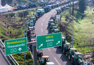 Κινητοποιήσεις: Ρεβεγιόν στα μπλόκα με ανοιχτούς δρόμους από τους αγροκτηνοτρόφους και «κλειστά αυτιά» από την κυβέρνηση