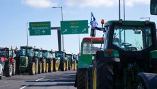 Επιχείρηση «διαίρει και βασίλευε» από την κυβέρνηση με τη συνδρομή ημετέρων στα μπλόκα και στα Μέσα – «18» λειτουργούν διασπαστικά – Σηκώνουν το γάντι οι αγρότες