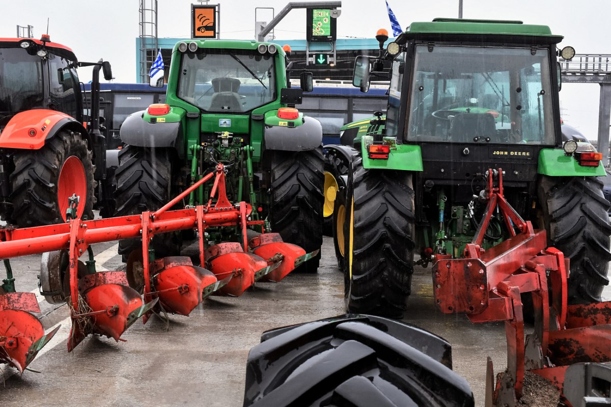 Μαξίμου: Σε άτακτη φυγή η κυβέρνηση, ακύρωσε τη συνάντηση με αγρότες της Κρήτης – Στο in ο πρόεδρος του Κτηνοτροφικού Συλλόγου