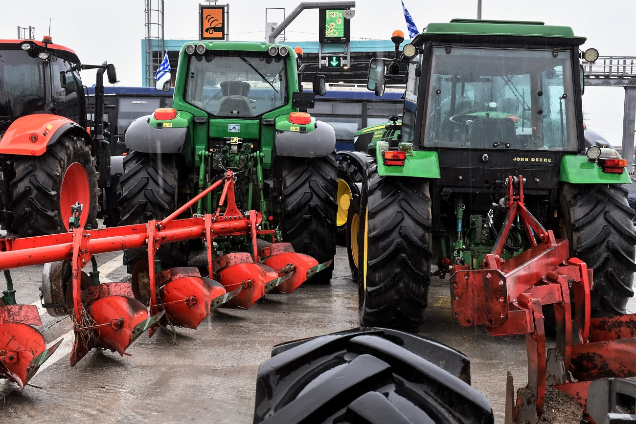 Μαξίμου: Σε άτακτη φυγή η κυβέρνηση, ακύρωσε τη συνάντηση με αγρότες της Κρήτης – Στο in ο πρόεδρος του Κτηνοτροφικού Συλλόγου