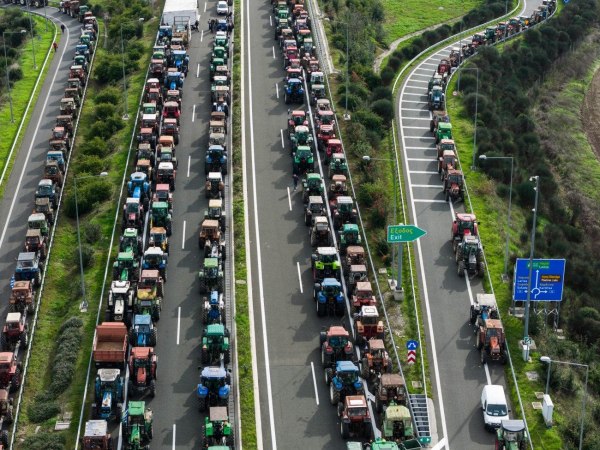 Αγρότες: Τι ζητούν και τι δίνει η κυβέρνηση