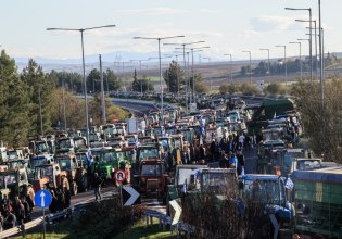 Κεντρική Μακεδονία: Στα αγροτικά μπλόκα στην Κεντρική Μακεδονία κλιμάκιο του ΠΑΣΟΚ