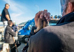 Αγρότες: Βάλλεται πανταχόθεν η κυβέρνηση – Στα «μπλόκα» και οι… «γαλάζιοι» βουλευτές