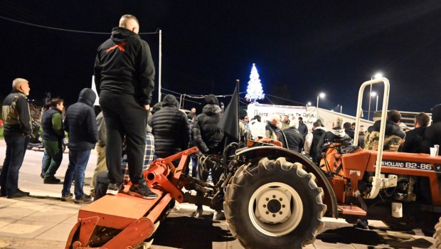 Μπλόκα: Νέα εβδομάδα, νέες δράσεις ανεβάζουν τον «πυρετό» στο Μαξίμου – Η λίστα με τα αιτήματα των αγροκτηνοτρόφων