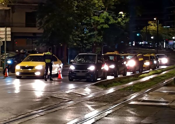 Τροχαία: 266 παραβάσεις σε ελέγχους αλκοτέστ στην Αττική – Συνελήφθησαν 6 οδηγοί