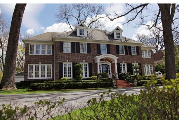 Σαν να μην πέρασε μια μέρα: Το θρυλικό σπίτι του Home Alone ανακαινίζεται με στυλ 90s