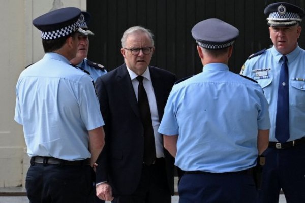 Αυστραλία: Το κίνητρο της σφαγής μοιάζει να είναι το Ισλαμικό Κράτος, δηλώνει ο Αλμπανέζι