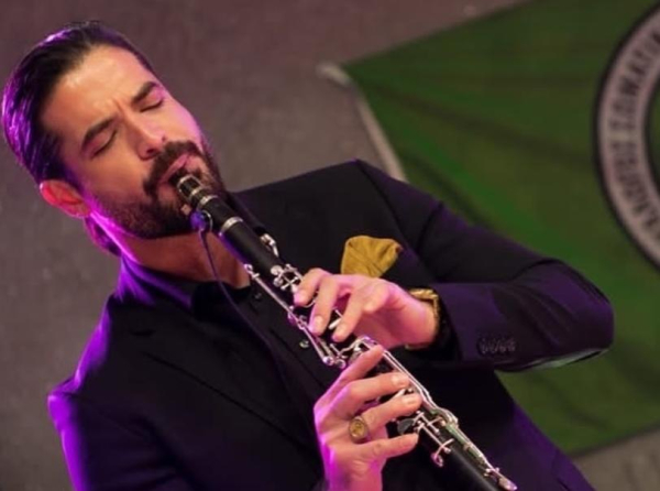 Άρης Μουγκοπέτρος: Στα δικαστήρια της Τρίπολης μετά τη μήνυση της συζύγου του – «Αισθάνθηκε ότι απειλείται» λέει ο δικηγόρος της