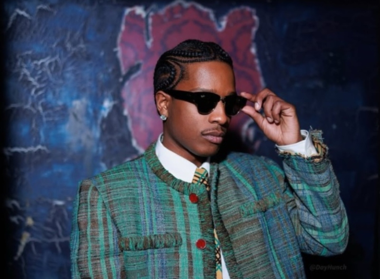 Σκοτεινό, εμπνευσμένο, κινηματογραφικό: Ο Τιμ Μπάρτον σχεδίασε το εξώφυλλο στο νέο album του A$AP Rocky