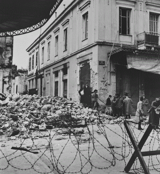 Δεκεμβριανά: Εκεί πια το «ζω» ή «δεν ζω» παιζότανε κορόνα-γράμματα