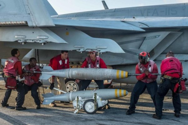 Οι ΗΠΑ πουλούν τεράστιες ποσότητες βομβών στον Καναδά αξίας 2,68 δισ. δολαρίων