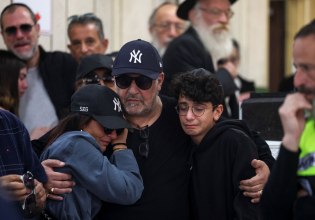 Επίθεση στο Μπόνταϊ: Οι οικογένειες των θυμάτων ζητούν έρευνα για την άνοδο του αντισημιτισμού