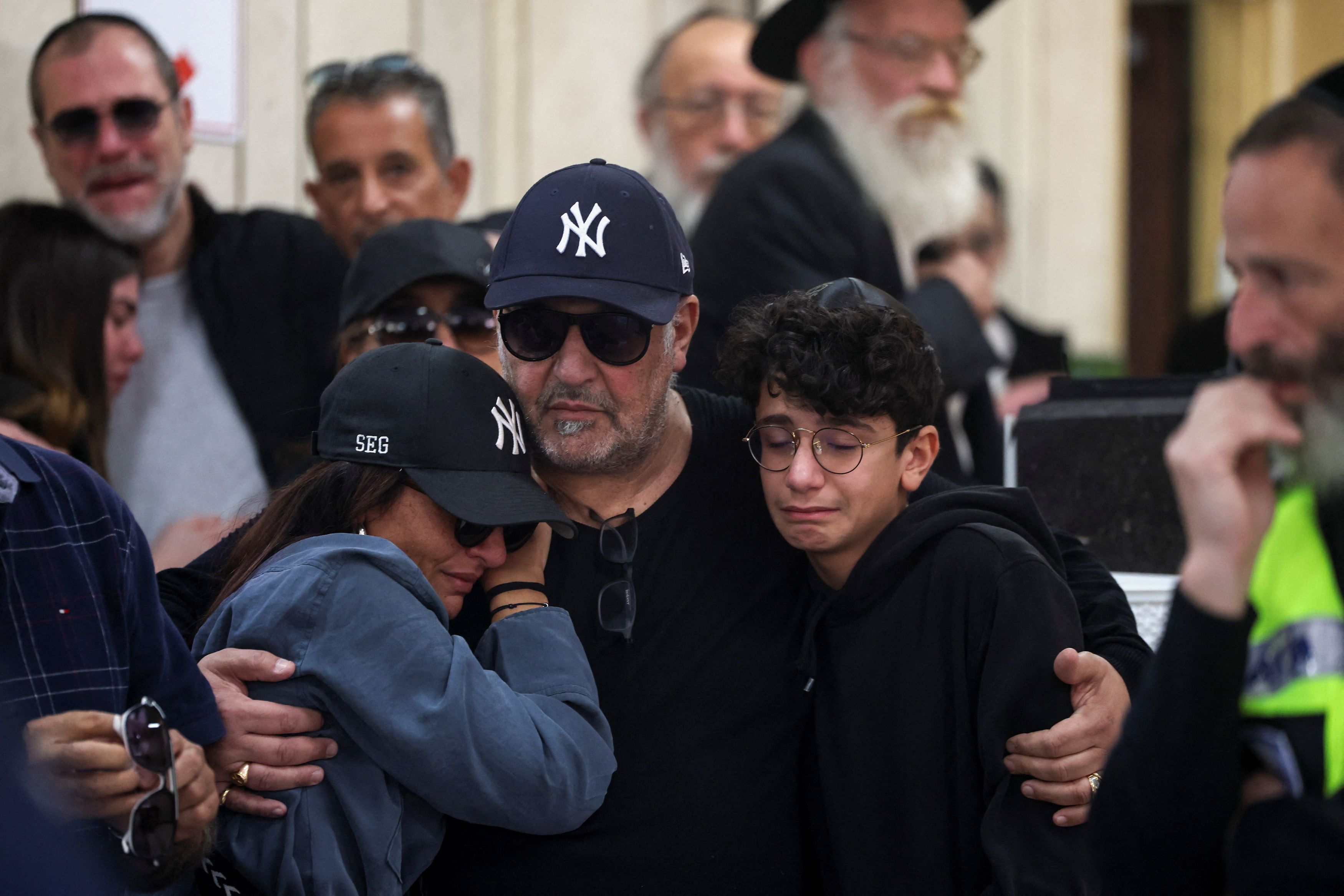 Επίθεση στο Μπόνταϊ: Οι οικογένειες των θυμάτων ζητούν έρευνα για την άνοδο του αντισημιτισμού