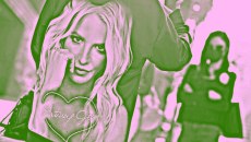 Τρίγωνα, κάλαντα και καρφιά: Οι χριστουγεννιάτικες ευχές της Μπρίτνεϊ Σπίαρς έσταζαν φαρμάκι