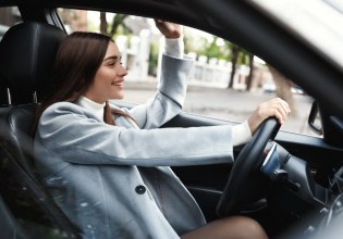 YOUR SANTA IS HERE και το δώρο που σου αξίζει είναι η ελευθερία να κινείσαι όπως θέλεις