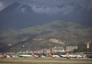 Βενεζουέλα: Αναστέλλουν τις πτήσεις εταιρείες του Παναμά και της Κολομβίας για λόγους ασφαλείας