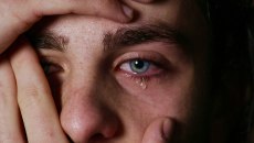 Η επιστήμη ξέρει γιατί κλαις (πιο συχνά από άλλους)