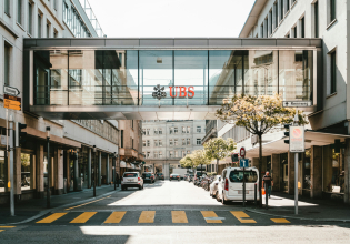 UBS: Ο «αόρατος» πληθωρισμός που διαμορφώνει τις προσδοκίες των καταναλωτών