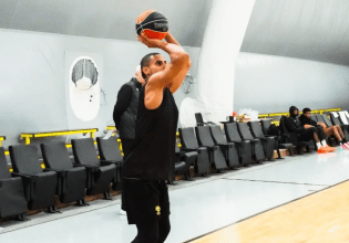 ΑΕΚ: Τραυματίστηκε ο Κλαβέλ – Πολλά προβλήματα ενόψει Ολυμπιακού