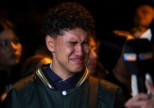 Τραγικό δυστύχημα με 16 μαθητές νεκρούς στην Κολομβία – Λεωφορείο έπεσε σε χαράδρα