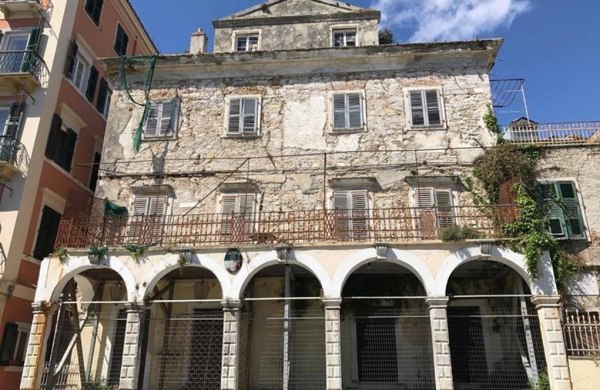 Αποκαθίσταται ιστορικό κτίριο της Κέρκυρας