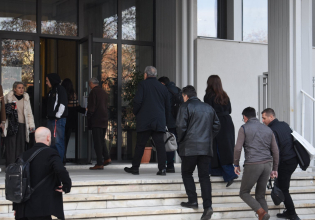 Τέμπη: Διεκόπη ξανά η δίκη για τα «χαμένα» βίντεο της εμπορικής αμαξοστοιχίας