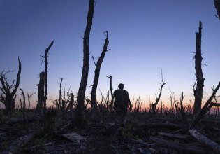 Από τα κόκκινα χαλιά στα χαρακώματα: Το 2000 Μέτρα μέχρι την Αντρίιβκα δεν είναι «μια προπαγανδιστική ταινία»