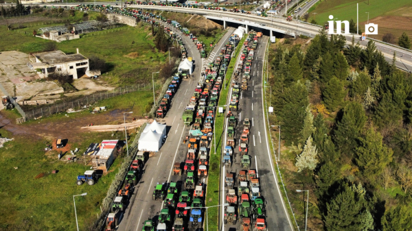 Το in στο μπλόκο της Νίκαιας: Ξεκάθαροι οι αγρότες απέναντι στις διασπαστικές κινήσεις που «αγκάλιασε» το Μαξίμου