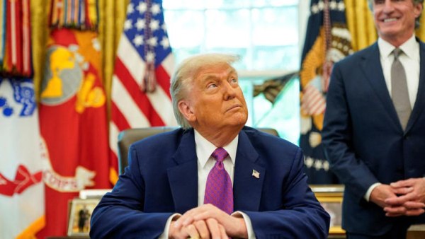 Βενεζουέλα: Επίκεινται χερσαία πλήγματα των ΗΠΑ, επαναλαμβάνει ο Τραμπ