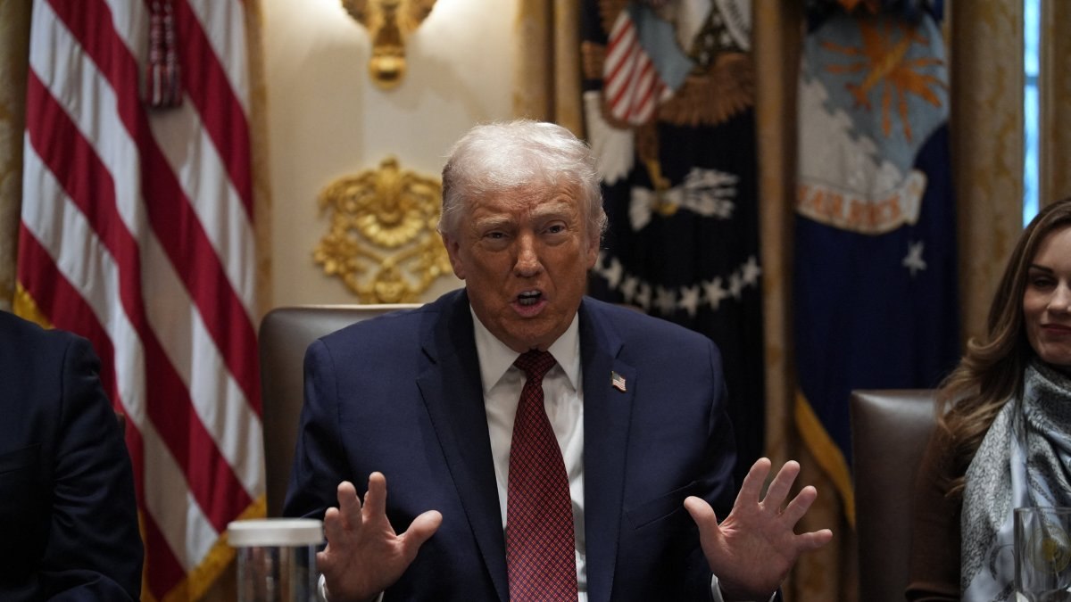 Για τον Τραμπ, η Ευρώπη «παίρνει ορισμένες κακές κατευθύνσεις» – «Βρομερή» απόφαση το πρόστιμο στο Χ