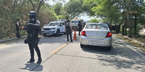 Ισημερινός: Ενοπλοι σκότωσαν έξι ανθρώπους σε πλαζ, ανάμεσά τους κορίτσι 2 ετών