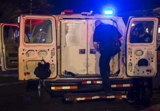 «Χαστούκι» από το Ανώτατο Δικαστήριο των ΗΠΑ σε Τραμπ – «Μπλόκο» στην ανάπτυξη εθνοφρουράς στο Σικάγο