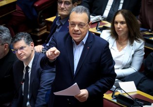 Βουλή: Άγρια κόντρα Φλωρίδη, Φάμελλου, Χαρίτση για ΟΠΕΚΠΕ και υποκλοπές: «Καλύτερα από το να μιλάτε να επικαλείστε το δικαίωμα στη σιωπή όπως ο φίλος σας ο Φραπές»