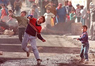 Έχουν περάσει 38 χρόνια από την έναρξη της Πρώτης Ιντιφάντα και οι Παλαιστίνιοι ακόμα αγωνίζονται