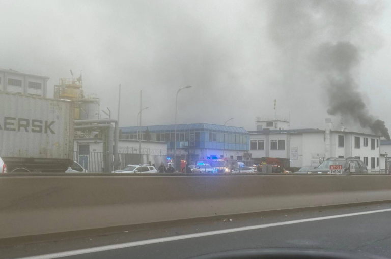 Έκρηξη σε εργοστάσιο χημικών στη Λιόν