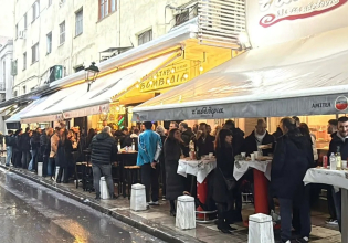 Συνεχής βροχή και κρύο χάλασαν το… γλέντι στη Θεσσαλονίκη – Υποτονική η κίνηση στους δρόμους