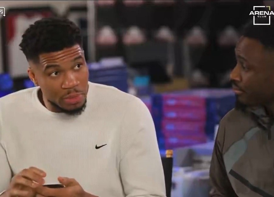 Ο Αντετοκούνμπο για τον λόγο που οι φαν των Μπακς είχαν εξοργιστεί μαζί του: «Ποιος είναι αυτός ο Έλληνας;»