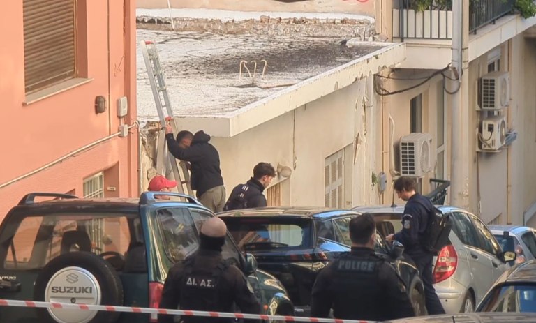 Γκύζη: «Δεν άντεχα άλλο αυτό που βίωνα» έγραψε ο 74χρονος που μαχαίρωσε την σύζυγό του και αυτοκτόνησε