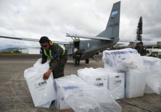 Ονδούρα – προεδρικές εκλογές: Τεχνική ισοπαλία ανάμεσα στον εκλεκτό του Τραμπ και τον αντίπαλό του