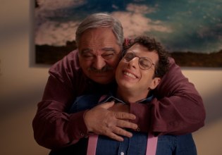 HOTΕΛ ΕΛVIRA: Σε προεκλογικό πυρετό βρίσκεται το νησί, στο νέο επεισόδιο της κωμωδίας του MEGA