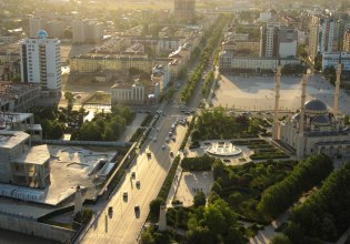 Τσετσενία: Ο Καντίροφ δήλωσε ότι ουκρανικό drone έπληξε κτίριο στο Γκρόζνι – Δεν υπήρξαν θύματα