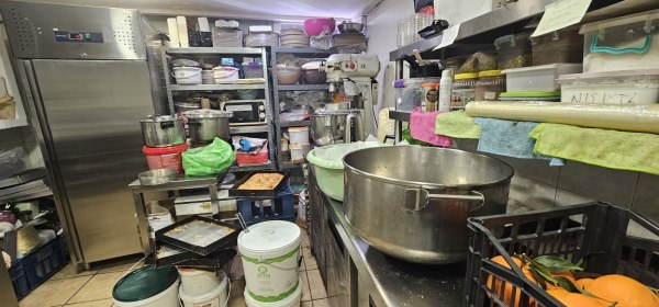 Κατασχέθηκαν 12 τόνοι ακατάλληλων προϊόντων από την Περιφέρεια Αττικής – Χαλασμένα μπιφτέκια και τυριά σε μαγαζιά