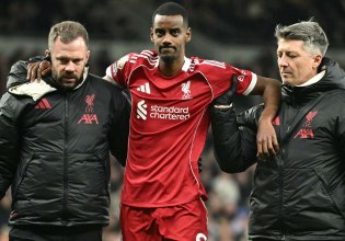 Σλοτ: «Τουλάχιστον δύο μήνες εκτός δράσης ο Ίσακ»